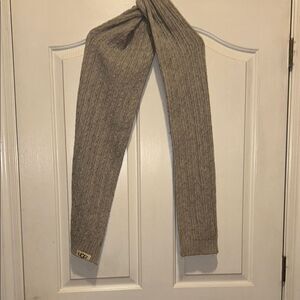 UGG Gray Knit Scarf